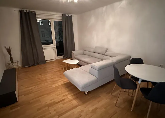 Schoene Wohnung Mit Balkon