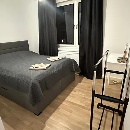 Schoene Wohnung Mit Balkon Wien Exterior foto