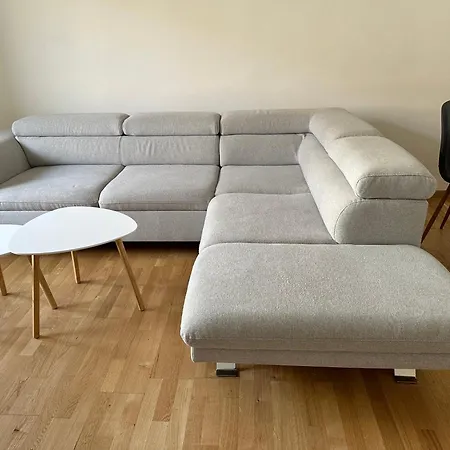 Schoene Wohnung Mit Balkon Wien Exterior foto