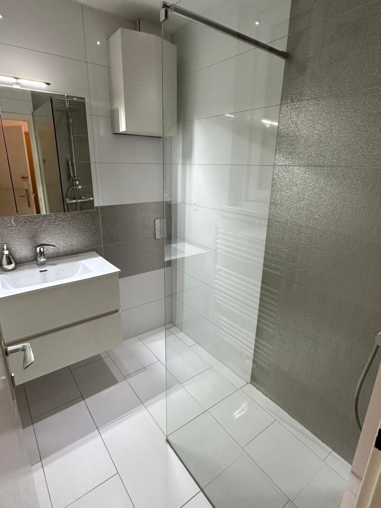 Apartment Schoene Mit Balkon Vienna
